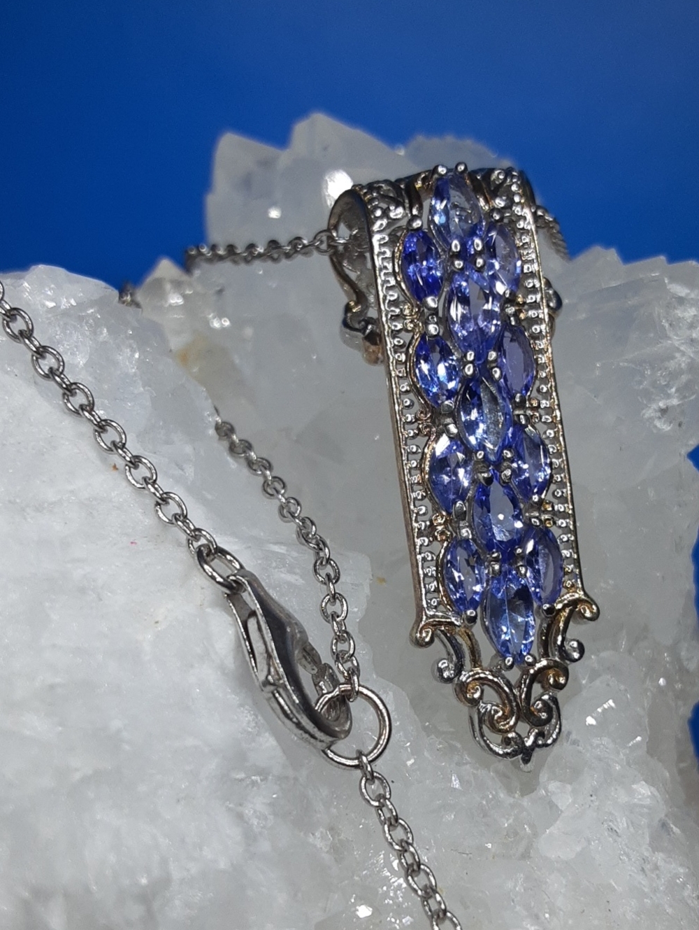 925 Tanzanite Pendant With Chain. - Picture 2 of 5